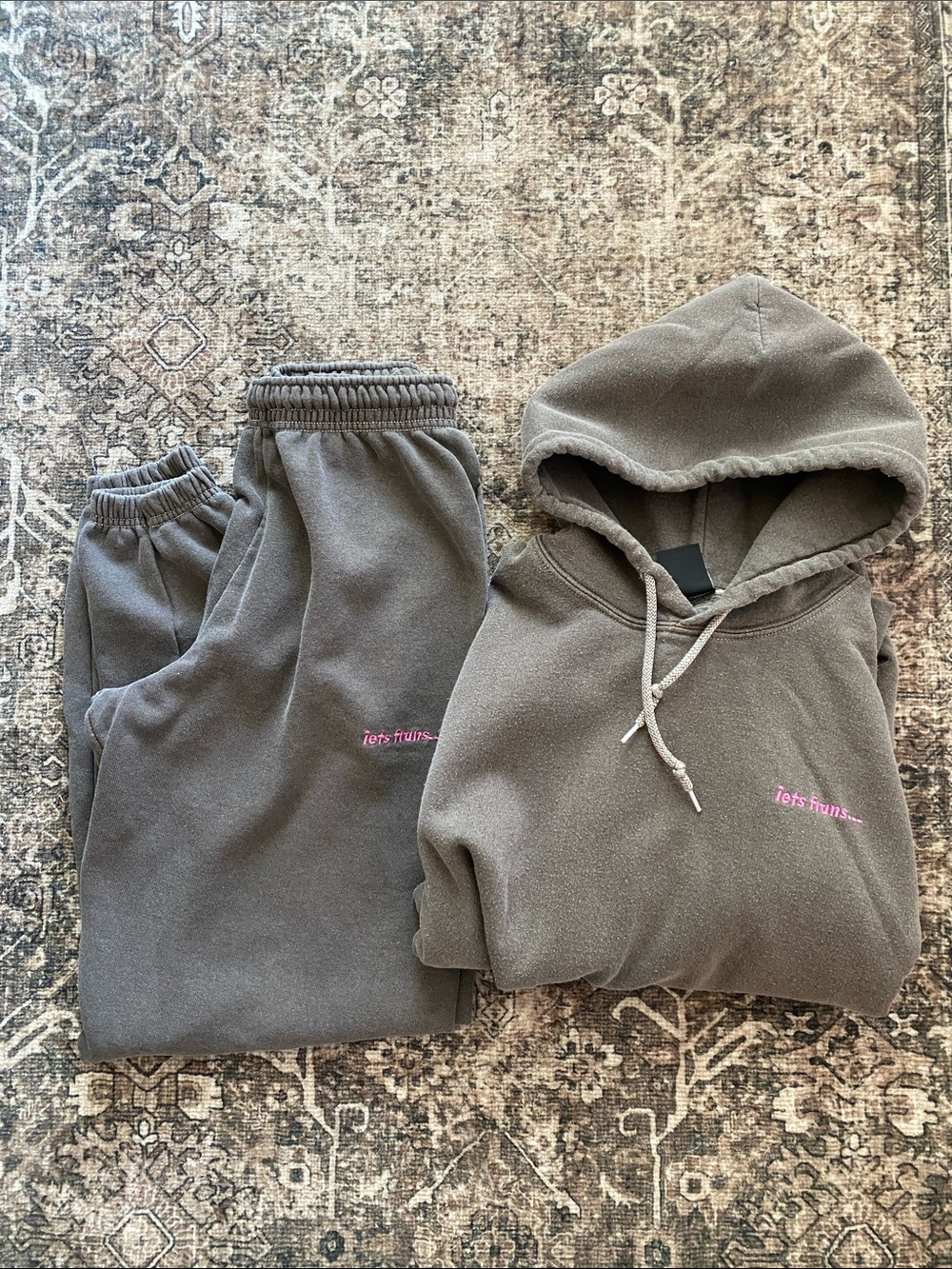 Iets Frans Sweatpants and Hoodie